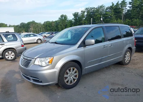 2015 Chrysler Town & Country Touring from USA, damaged, VIN 2C4RC1BG6FR752430